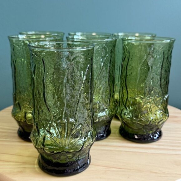 7 Vintage Anchor Hocking Green Rain Flower Textured Glass Tumblers 16 Oz - Picture 1 of 9